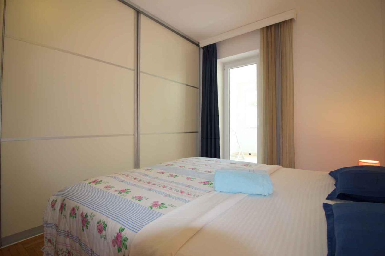 Apartment In Porec/Istrien 10214 Exterior foto